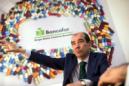 El director general de Bancofar, Miguel Ángel Sierra, durante la entrevista con la Agencia Efe en la que ha explicado que su entidad, un banco especializado en la prestación de servicios financieros al gremio de los farmacéuticos e integrado en Banco Caminos, tiene previsto un crecimiento para este año. EFE
