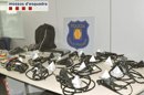 Fotografía facilitada por los Mossos dEsquadra que, en colaboración por la Policía Foral de Navarra y la Ertzaintza, han desarticulado una banda especializada en robar material médico y aparatos de diagnóstico de hospitales para luego venderlos en los mercados negros de Sudamérica. EFE