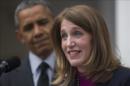 El presidente de EE.UU, Barack Obama (i) junto a la secretaria de Salud, Sylvia Burwell. EFE/Archivo