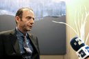 Timothy Ray Brown, conocido como "el paciente de Berlín", ha manifestado: "no quiero ser la única persona curada del VIH por mas tiempo", en una entrevista con Efe en Washinton, donde se celebra esta semana la XIX Conferencia Internacional sobre el Sida. Brown había sido diagnosticado en 1995 con VIH cuando residía en Berlín (Alemania) donde realizada estudios políticos. EFETimothy Ray Brown, conocido como "el paciente de Berlín", ha manifestado: "no quiero ser la única persona curada del VIH por mas tiempo", en una entrevista con Efe en Washinton, donde se celebra esta semana la XIX Conferencia Internacional sobre el Sida. Brown había sido diagnosticado en 1995 con VIH cuando residía en Berlín (Alemania) donde realizada estudios políticos. EFE