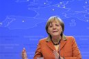 La coalición de Merkel acuerda cambios sociales ante los sondeos