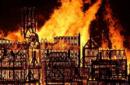 Arde una maqueta de Londres para conmemorar el gran incendio de 1666