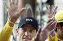 El jefe de la AMA dice que Armstrong debería perder sus TourCorbeil-Essonnes and Paris