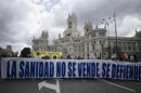 La "marea blanca" vuelve a manifestarse en Madrid por la sanidad pública