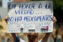 El grupo de galenos abogó porque se permita ayuda internacional para solventar la crisis del sistema de salud, sumándose a la solicitud de Lilian Tintori, esposa del opositor encarcelado Leopoldo López, quien impulsa la campaña "Rescate Venezuela" para recolectar medicinas y alimentos escasos en el país petrolero. EFE/Archivo