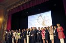 Foto de familia de los representantes de las Comunidades Autónomas del País Vasco, Galicia, Cataluña, Madrid, Valencia y Andalucía cuyos proyectos fueron premiados por la Comisión Europea. EFE