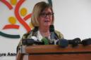 Fotografía tomada el pasado 28 de enero en la que se registró a la secretaria del Departamento de Salud de Puerto Rico, Ana Ríus, quien recomendó usar repelente, vestir con mangas y pantalones largos, instalar telas metálicas en puertas y ventanas y tapar los envases o recipientes que puedan ser criaderos de mosquitos. EFE/Archivo