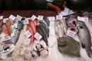 Aspecto que presenta un puesto de venta de pescado. EFE/Archivo