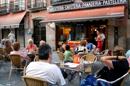 Aspecto que presenta una terraza de la zona de Lavapiés. EFE/Archivo