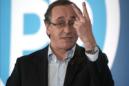 El ministro de Sanidad, Alfonso Alonso, durante su intervención en la presentación del bloque "Primero las personas" del programa electoral del PP, esta tarde en Granada. EFE