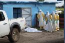 Sierra Leona y Liberia despliegan tropas para contener el brote del ébola