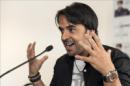 Fotografía tomada el pasado 6 de junio en la que se registró al cantante puertorriqueño Luis Fonsi, quien afirmó que comenzó a integrarse a la causa por los niños pacientes del hospital St. Jude en Memphis(Tenesí, EE.UU.) luego de cantar en varias galas benéficas del centro médico. EFE/Archivo