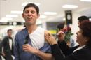 Un joven recibe la vacuna contra la gripe AH1N1 en Ciudad de México. EFE/Archivo