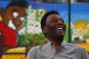 La salud de Pelé mejora, pero permanece en cuidados intensivos