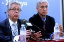 El presidente de la Sociedad Española de Ginecología y Obstetricia (SEGO), José María Lailla (i), ha comentado hoy que para evitar el cáncer de mama es preferible hacer un cribado de las mujeres en riesgo mediante el uso de mamografías que hacer una masectomía y extirparles los pechos, antes de la inauguiración del XXXII congreso de la SEGO, que se celebra en Tenerife. EFE