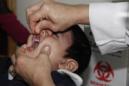 Un médico suministra una dosis de vacuna en Damasco (Siria). EFE/Archivo