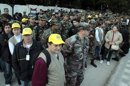Militares y civiles se preparan para ayudar en las tareas para combatir el dengue en Asunción (Paraguay). EFE