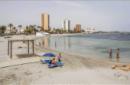 Todas estas personas habían estado durante el día a bordo de una embarcación de recreo recorriendo la costa de Águilas, en Murcia. EFE/Archivo