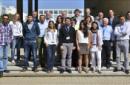 Foto de familia del grupo de investigadores del Centro de Tecnología Nanofotónica (CTN) de la Universidad Politécnica de Valencia (UPV) que lidera un proyecto europeo que propone desarrollar un dispositivo portátil para diagnosticar, en apenas diez minutos, patologías cardíacas con el análisis de únicamente dos gotas de sangre. EFE