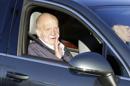 El Rey Juan Carlos, a su llegada al Hospital Universitario Quirón de Madrid. EFE/Archivo