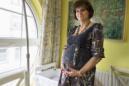 La médica lucense Lina Álvarez, de 62 años, que va a ser madre veinte años después de haber pasado por la menopausia. EFE