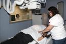 La reducción de la oferta de servicios sanitarios y los cambios en su financiación mediante el aumento de los pagos directos por parte de los pacientes "están afectando al acceso" a los cuidados de ciudadanos de países de la OCDE. EFE/Archivo