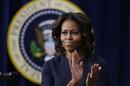 Michelle Obama cumple 50 años y se une a grupo de defensa de los jubilados