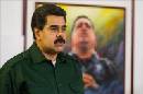 En la imagen un registro el presidente de Venezuela, Nicolás Maduro, quien aprobó recursos por valor de 805 millones de dólares para el sector salud tanto público como privado "para las compras nacionales e internacionales de insumos y equipos". EFE/Archivo
