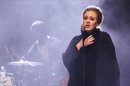 La cantante británica Adele en un concierto en Hamburgo (Alemania). EFE/Archivo