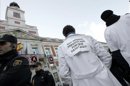 Un total de 75.000 sanitarios y no sanitarios están convocados hoy a la última jornada de la huelga de 48 horas convocada para el conjunto de la sanidad pública madrileña, que coincide con la séptima jornada del paro indefinido de los médicos especialistas convocados por el sindicato AFEM. EFE
