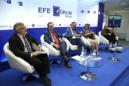 EFE Fórum Salud celebra hoy un debate sobre "Estrategias contra el colesterol y sus retos", en el que participan el cardiólogo y presidente de la Fundación Española del Corazón (FEC), Carlos Macaya (2-i); el senador del PP y médico, José Antonio Rubio (c); la diputada del PSOE y médica, Guadalupe Martín; y el paciente Francisco Moreno, secretario de la Asociación de Pacientes Coronarios (APACOR). EFE