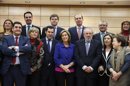 Foto de familia de la ministra de Sanidad, Servicios Sociales e Igualdad, Ana Mato (c), junto a los consejeros autonómicos del ramo asistentes a la reunión del Consejo Territorial de Servicios Sociales y del Sistema para la Autonomía y Atención a la Dependencia. EFE/Archivo