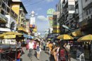Un grupo de ciudadanos agrupados bajo el nombre Quiet Bangkok (Silencio en Bangkok) no ceja en su empeño para reducir los insalubres niveles de ruido ambiental en Tailandia, a pesar del desinterés o incapacidad de las autoridades para atajarlo. En la imagen de archivo, calle turística de Khao San en Bangkok. EFE