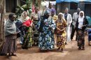 Mujeres que cuidan de los niños huérfanos por el SIDA en la ciudad de Mwanza, en Tanzania. EFE/Archivo