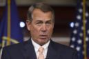 En esta fotografía de archivo del 9 de julio de 2015, el republicano John Boehner de Ohio, presidente de la Cámara de Representantes, habla con reporteros en el Capitolio en Washington. El candente conflicto político en torno al aborto se reavivó el miércoles luego de que los republicanos en el Congreso señalaron que investigarán si la organización Planned Parenthood vende órganos de fetos abortados. Boehner convocó a las comisiones a que examinen el asunto, y dijo que el presidente Barack Obama debería condenar la práctica y ponerle fin. (Foto AP/Cliff Owen, archivo)