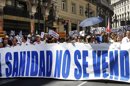 Cabecera de una manifestación contra la privatización de la Sanidad en las calles de Madrid. EFE/Archivo