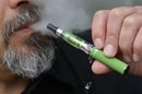 Reino Unido considerará los e-cigarrillos medicinas a partir de 2016